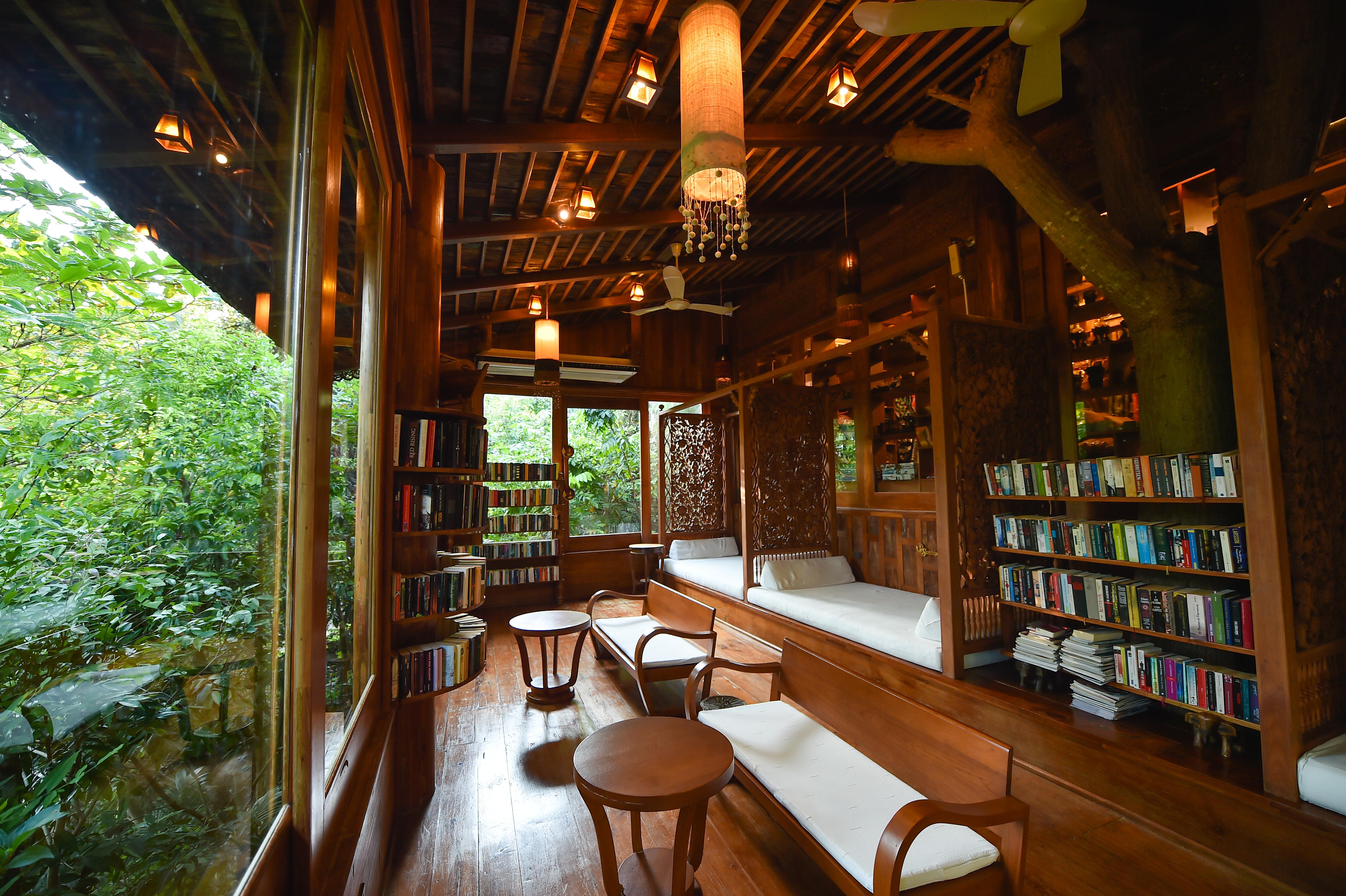 Santhiya Koh Phangan Resort And Spa Zewnętrze zdjęcie Library