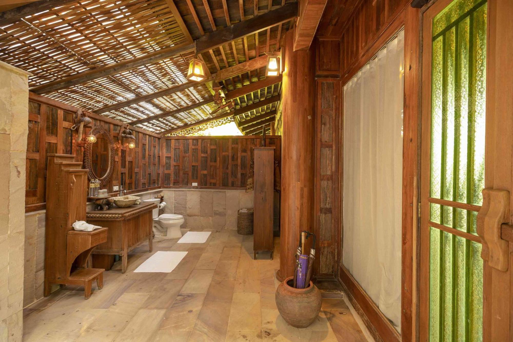 Santhiya Koh Phangan Resort And Spa Zewnętrze zdjęcie A modern onsen in Tokyo