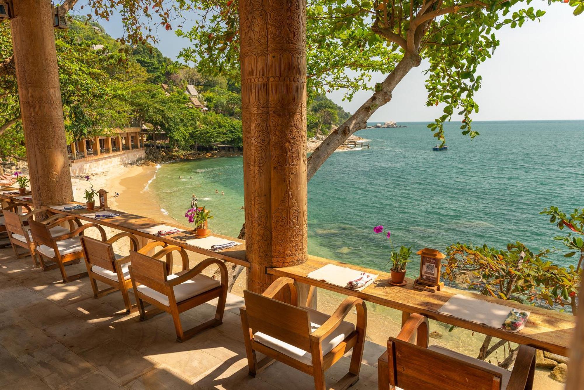 Santhiya Koh Phangan Resort And Spa Zewnętrze zdjęcie View of the beach at the resort